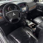 Mitsubishi / PAJERO FULL HPE Automático 3.8 V6 SUV Prata Mitsubishi / PAJERO FULL HPE Automático 3.8 V6 SUV Prata